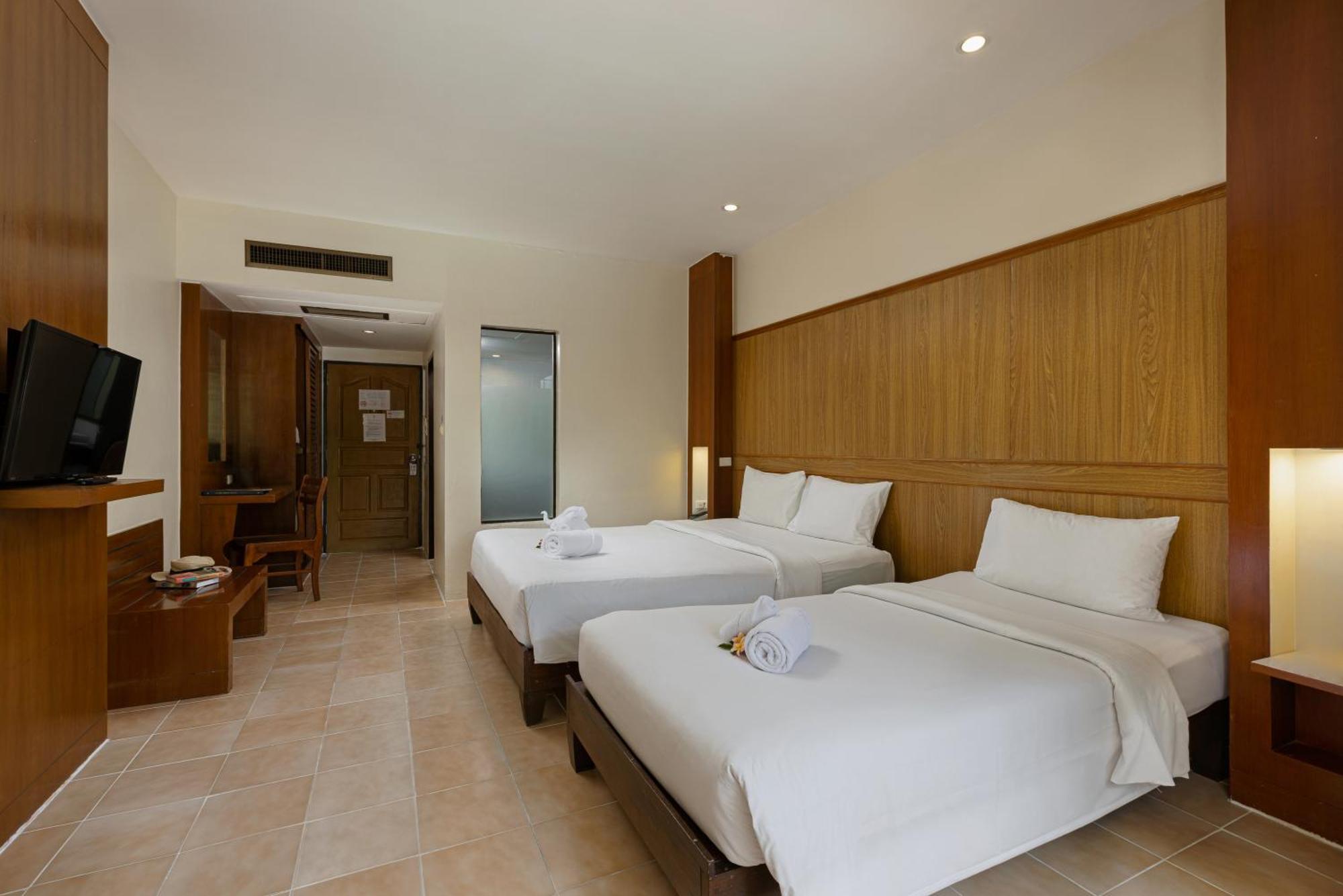 - Sha Hotel 4*